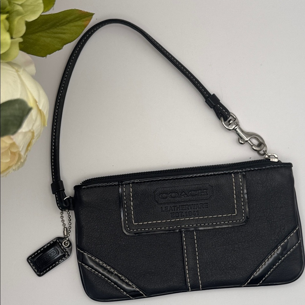 Vintage Coach Corner Wristlet Leatherware